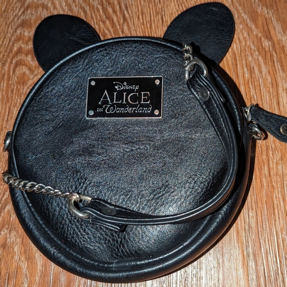 ALICE IN WONDERLAND BLACK RABBIT CLOCK CANTEEN BAG / CROSS BODY BAG - Picture 11 of 11